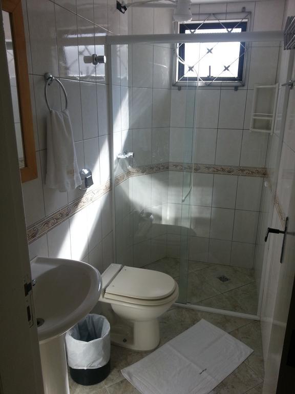 Hotel Pousada Valintur Balneário Camboriú Стая снимка